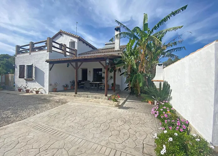別荘 Quinta Mangueta Es Casa Con Piscina En Zahora Cerca De La Playa カディス