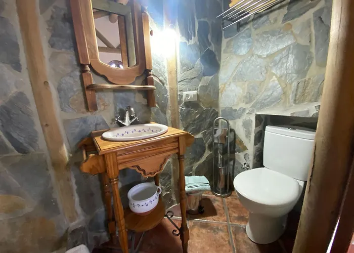 Hébergement de vacances Quinta Mangueta Es Casa Con Piscina En Zahora Cerca De La Playa